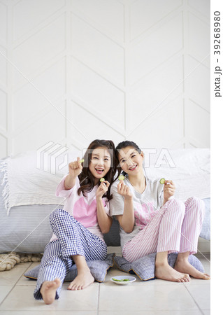 女性 女 女の子 39268980