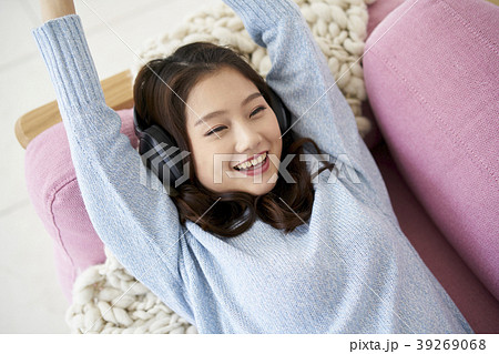笑顔 微笑 微笑み 39269068