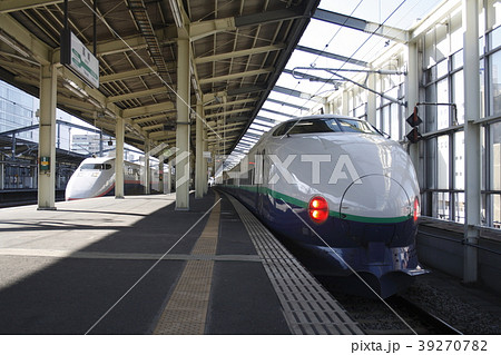 上越新幹線200系・E1系（高崎駅） 39270782