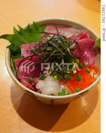 海鮮丼 39272661