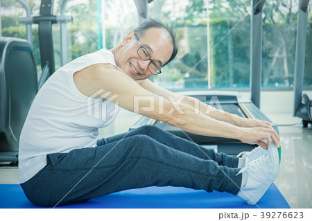 Strong asian senior man exercise Strong asian senior man exercise 39276623