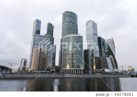 Moscow City - futuristic skyscrapers Moscow City - futuristic skyscrapers 39278001