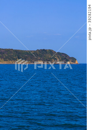 壱岐島　唐津～壱岐行きフェリー　神集島の景色　【佐賀県唐津市】 39282194