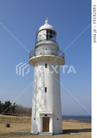 春の恵山岬灯台 春の恵山岬灯台 39282865