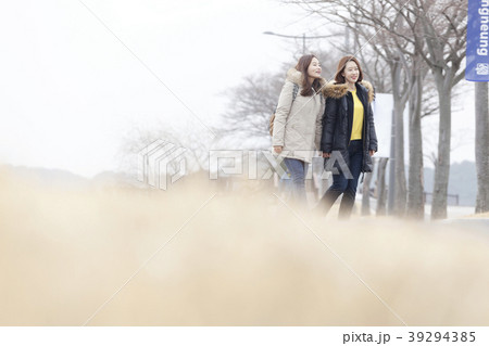 友達 友人 旅行 39294385