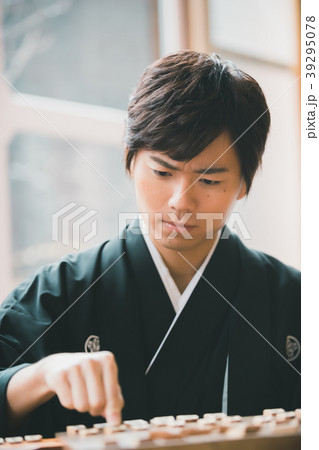 Montsuki-hakama 39295078