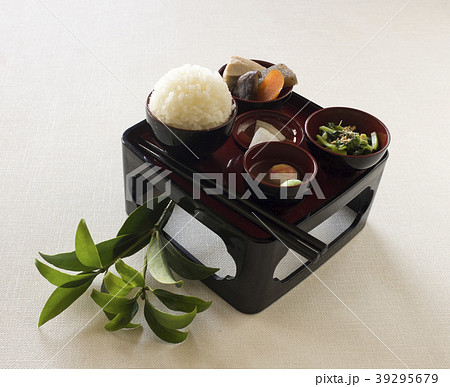 霊供膳 39295679