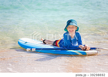 kid at vacation kid at vacation 39298692