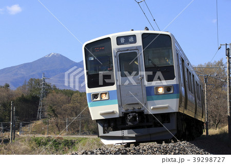 八ヶ岳バックを行く、中央本線211系電車 八ヶ岳バックを行く、中央本線211系電車 39298727