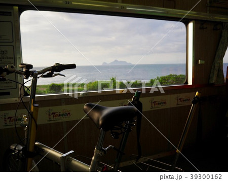 亀山島　台湾の車窓より 39300162