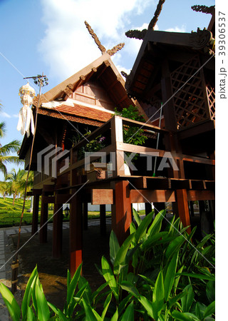RATCHAPHRUEK International Horticulture RATCHAPHRUEK International Horticulture 39306537