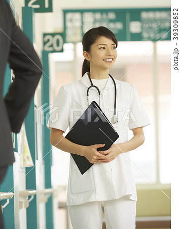 病院　看護師 39309852