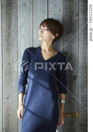 女性　ポートレート 39311129
