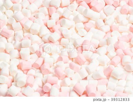 Sweet and soft marshmallow close up background Sweet and soft marshmallow close up background 39312833