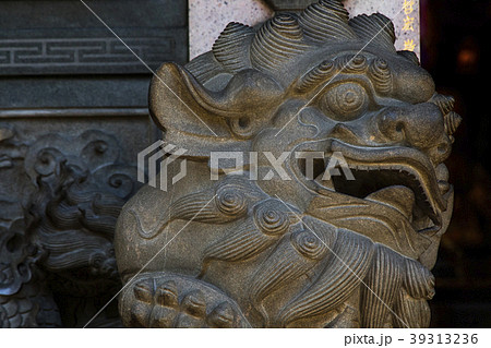 こま犬 刻まれた 刻んだ 39313236