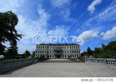 青空と小坂鉱山事務所 風景 39313726