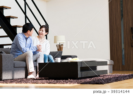 ミドルの夫婦 39314144