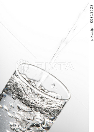水 水 39315528
