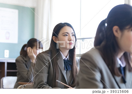 学生　教室 39315606