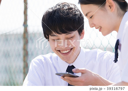 高校生 屋上 高校生 屋上 39316797