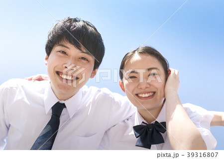 高校生 屋上 高校生 屋上 39316807