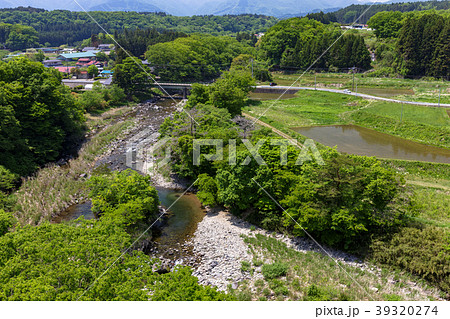 栃木県那須町 那珂川 5月 那須高原大橋よりの写真素材