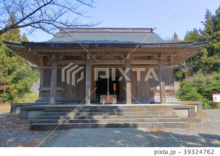鳥海山大物忌神社  拝殿 39324762