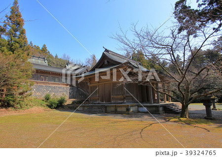 鳥海山大物忌神社  拝殿 39324765
