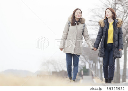 友達 友人 旅行 39325922