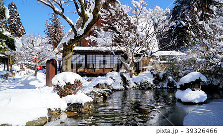 下呂温泉合掌村の雪景色 39326466