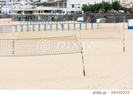 Volleyball net on a sand beach by the sea Volleyball net on a sand beach by the sea 39330225