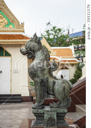 タイ バンコク:黄金寺院 (ワット・トライミット) ヤワラー(中華街)にある観光名所 タイ バンコク:黄金寺院 (ワット・トライミット) ヤワラー(中華街)にある観光名所 39331376