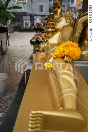 タイ バンコク：黄金寺院 (ワット・トライミット)　ヤワラー（中華街）にある観光名所 39331692
