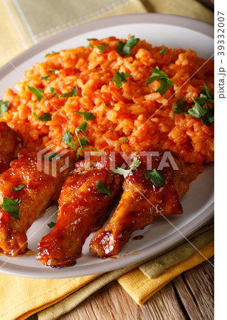 Classic Nigerian Jollof Rice with fried chicken Classic Nigerian Jollof Rice with fried chicken 39332007