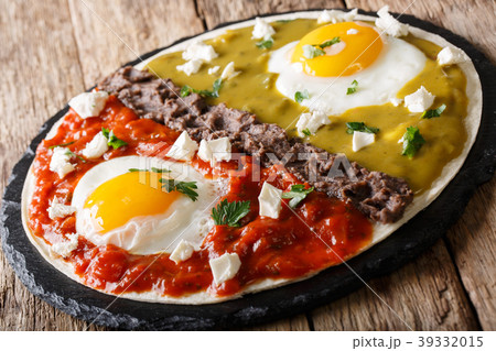 Mexican breakfast huevos divorciados of eggs 39332015