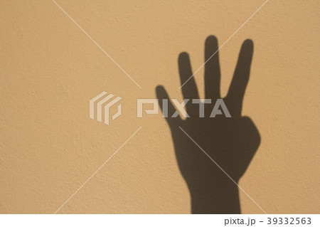 shadow hand sign number shadow hand sign number 39332563