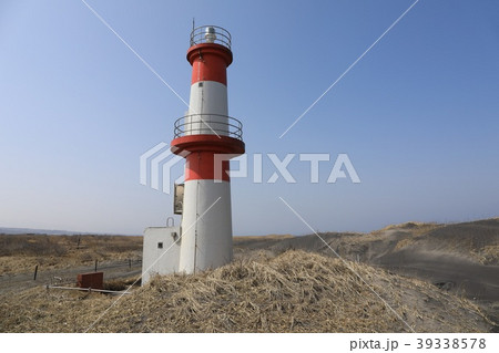 砂崎海岸の砂崎灯台 砂崎海岸の砂崎灯台 39338578