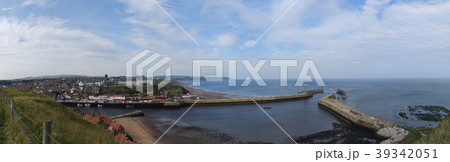 Whitby Town and Harbor, North Yorkshire, UK Whitby Town and Harbor, North Yorkshire, UK 39342051