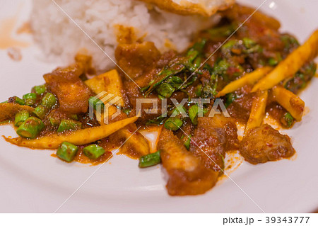 Basil Crispy porks and bamboo shoots with Jasmine Basil Crispy porks and bamboo shoots with Jasmine 39343777