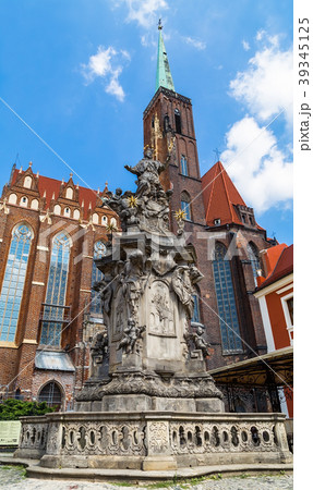 Monument of St John of Nepomuk 39345125