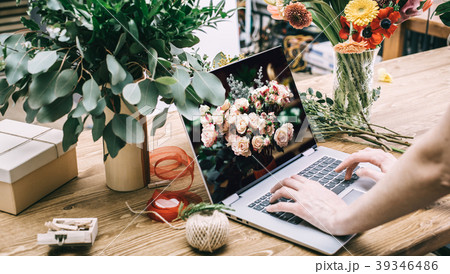 Small business concept 39346486