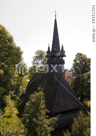 Old wooden church in Transcarpathia, Ukraine 39351501