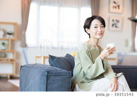 主婦 39351543