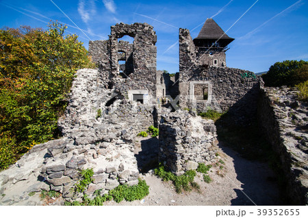 Ruins of Castle Nevytske in Transcarpathian region 39352655