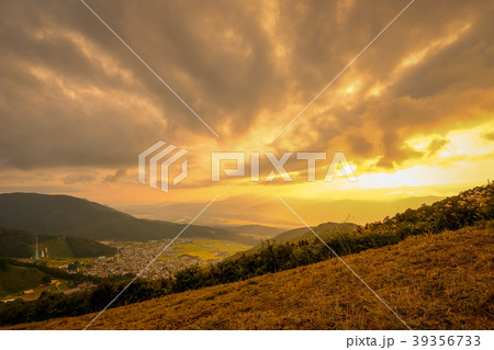 野沢温泉村・夕景 野沢温泉村・夕景 39356733
