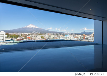 静岡県富士山世界遺産センターの展望ホール 39358577