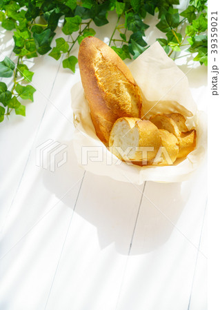 パン パン 39359021