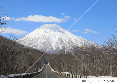 喜茂別町、相川地区から見る羊蹄山 喜茂別町、相川地区から見る羊蹄山 39359756