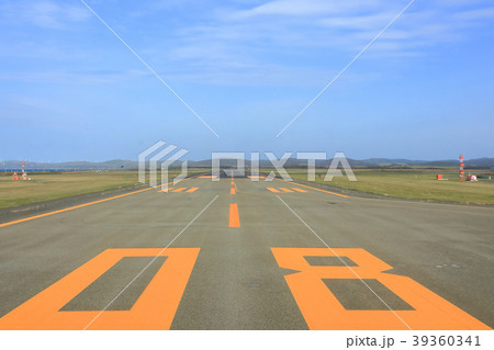 稚内空港滑走路 稚内空港滑走路 39360341