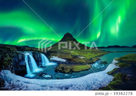 Northern Light, Aurora borealis at Kirkjufell  39362278